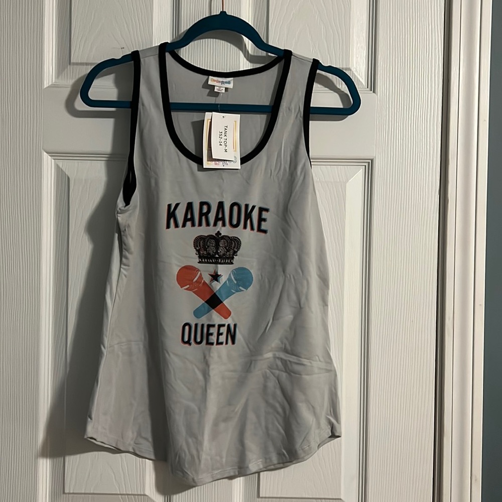 LuLaRoe Tank Top - Size Medium - NWT! 😍